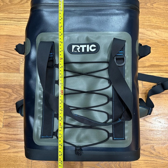 RTIC Black and Green Men's Backpack